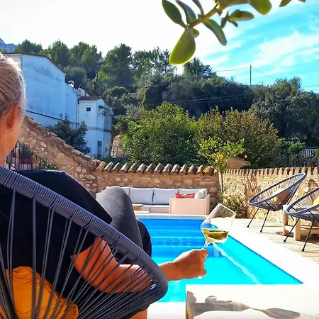 Casa La Vall Bed & Breakfast Beniali