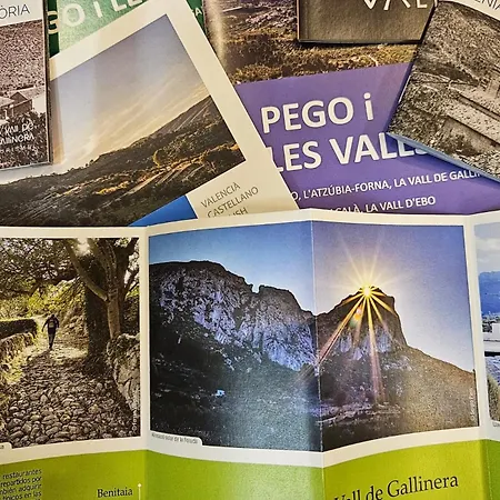 Casa La Vall Bed & Breakfast 3*